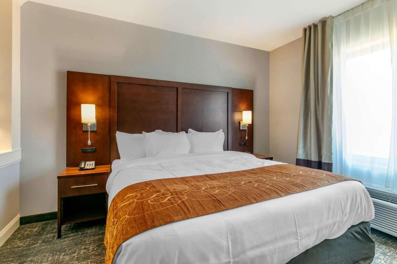 Comfort Suites North Tupelo Eksteriør billede