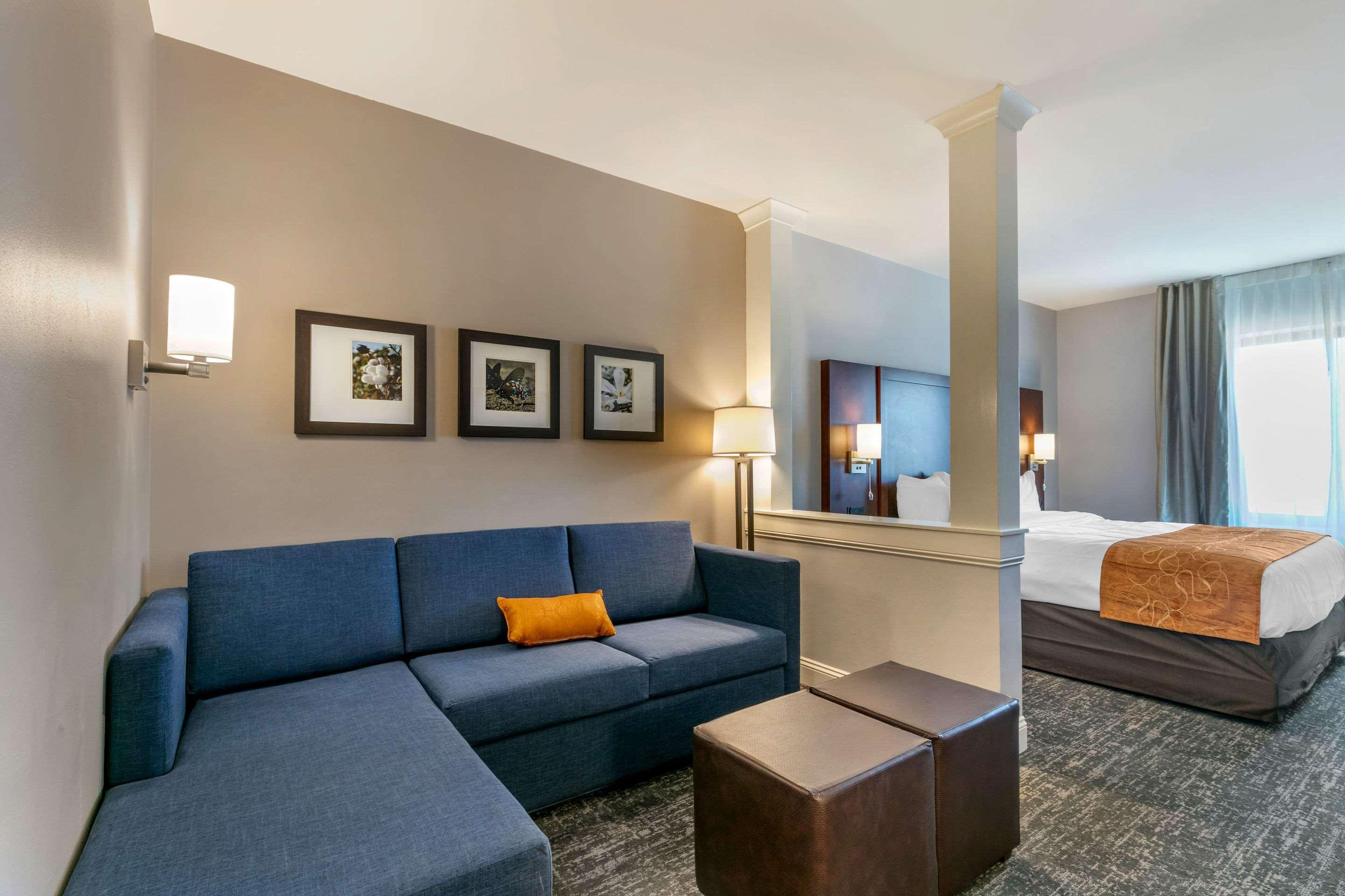 Comfort Suites North Tupelo Eksteriør billede