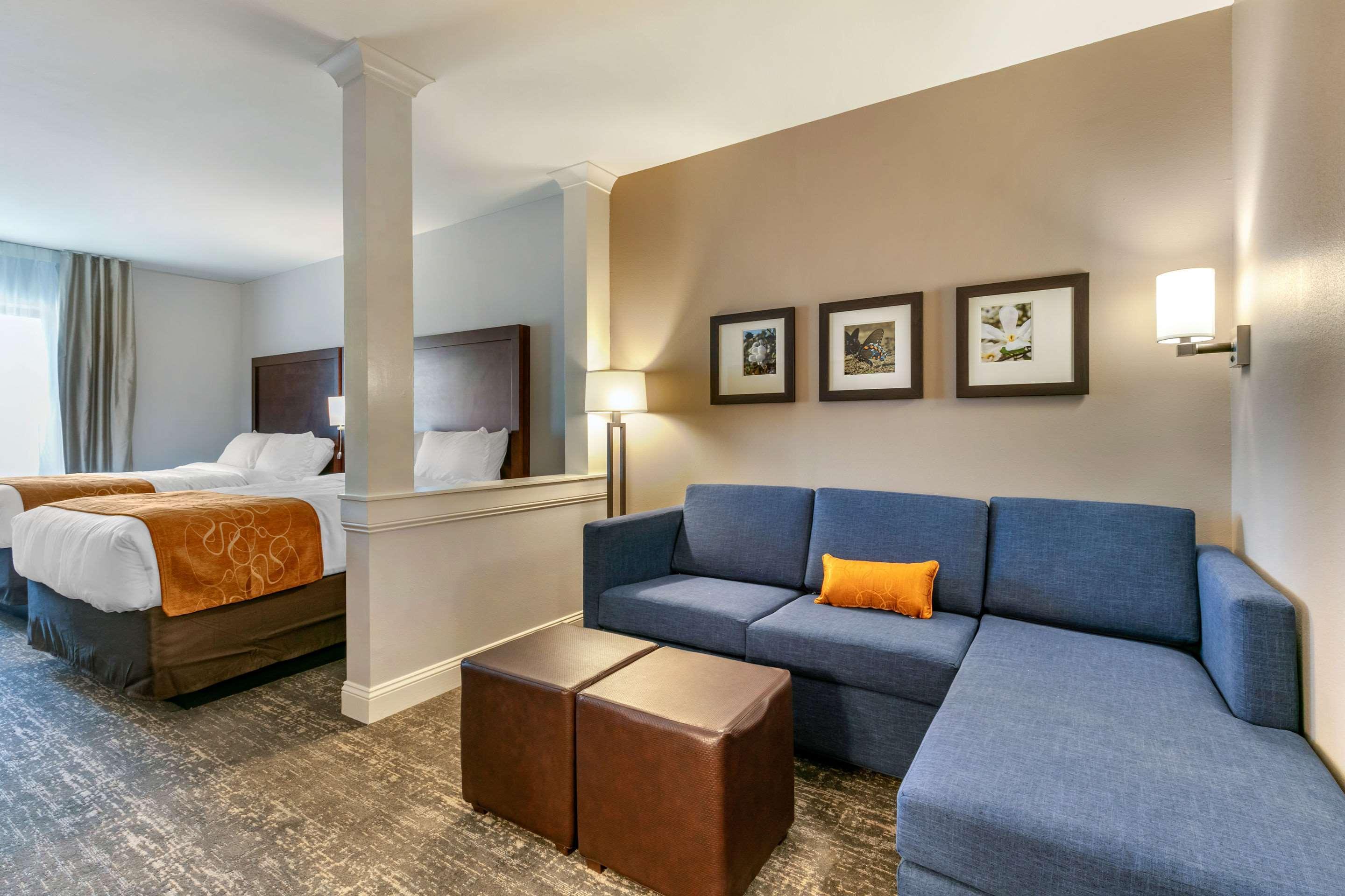 Comfort Suites North Tupelo Eksteriør billede