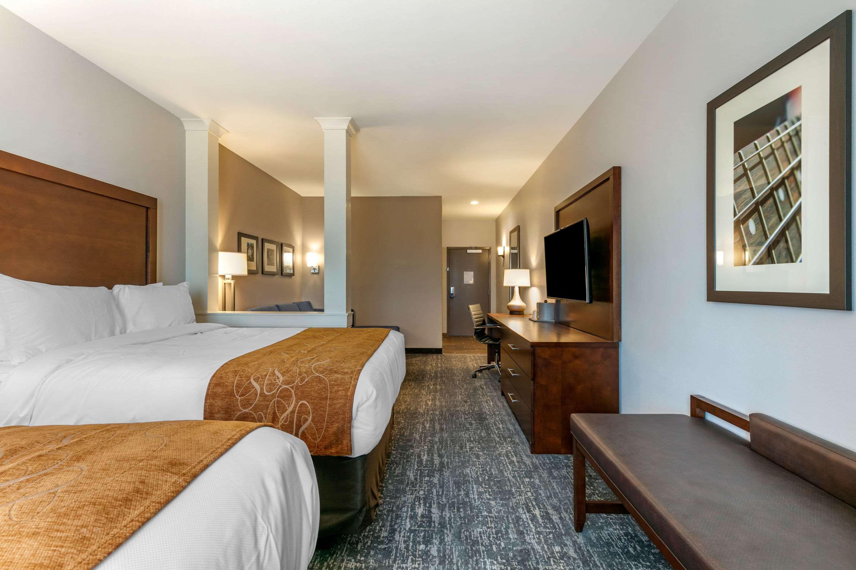 Comfort Suites North Tupelo Eksteriør billede
