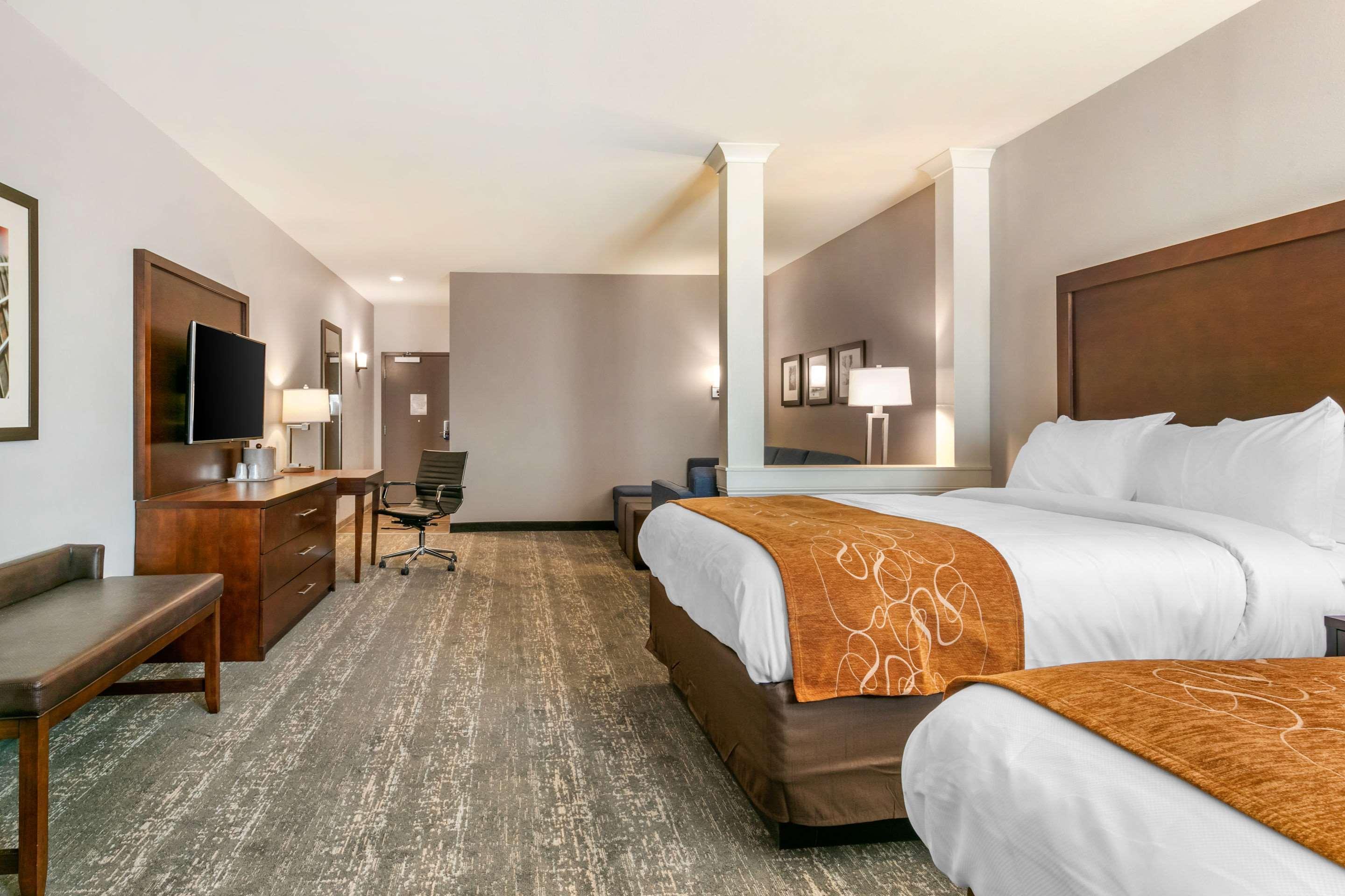 Comfort Suites North Tupelo Eksteriør billede